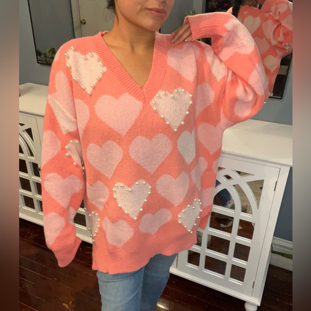 HEART PEARL SIDE SLIT LOOSE FIT V NECK SWEATER - Picture 5 of 8